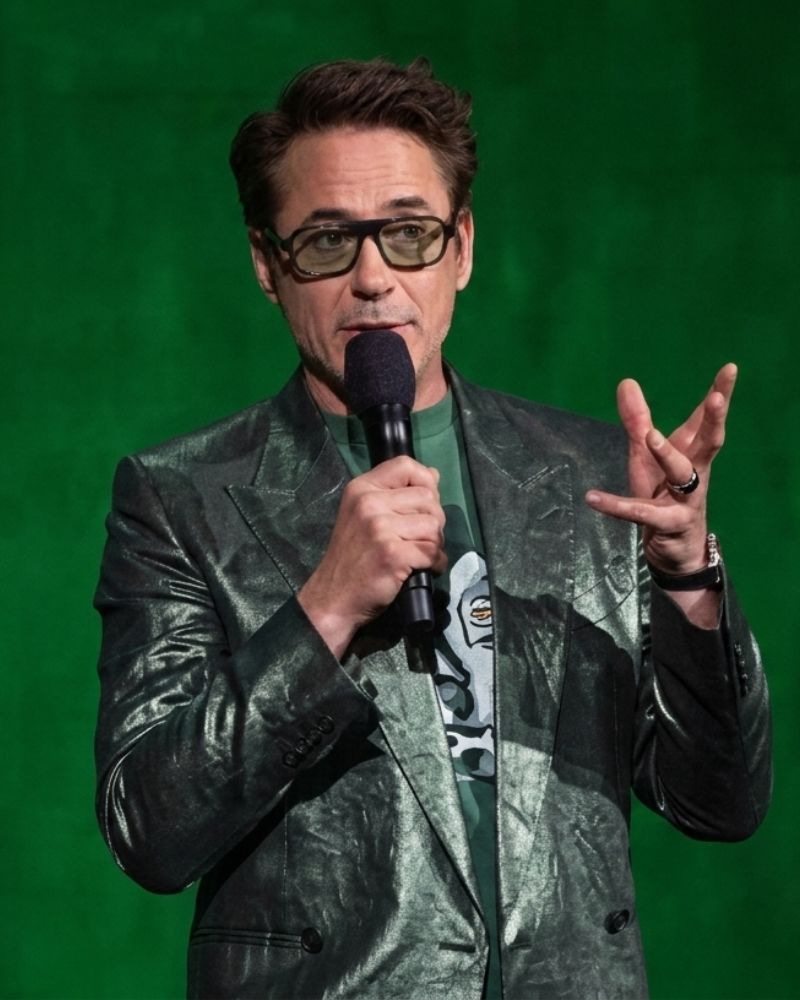Doomsday 2026: RDJ CinemaCon Green Treated Leather Suit