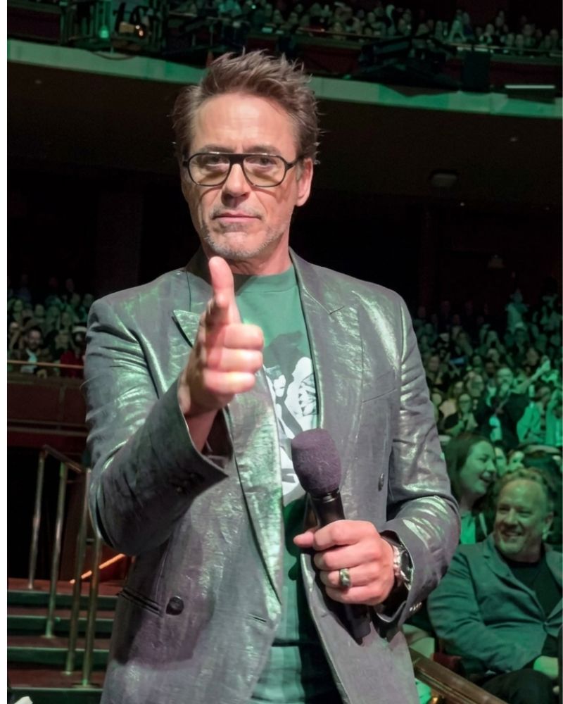 Doomsday 2026: RDJ CinemaCon Green Treated Leather Suit - Image 2