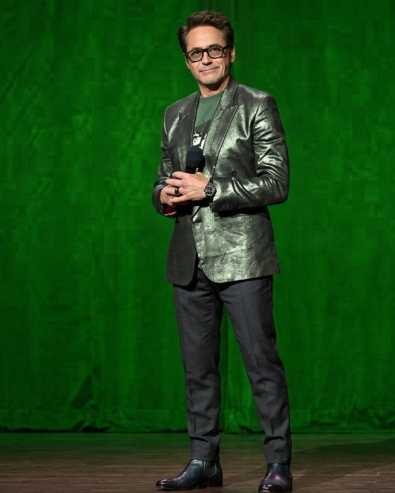 Doomsday 2026: RDJ CinemaCon Green Treated Leather Suit - Image 5