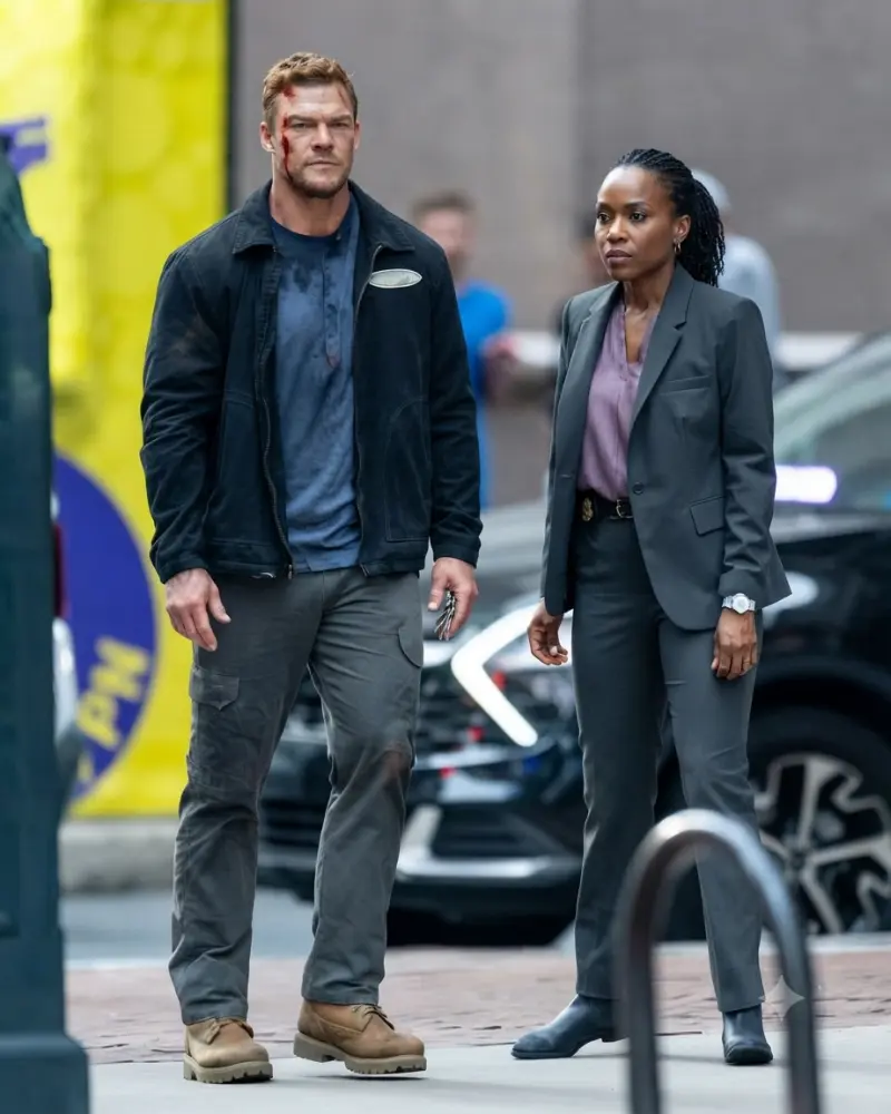 Alan Ritchson (Jack Reacher) Reacher S04 Black Cotton Jacket - Image 3