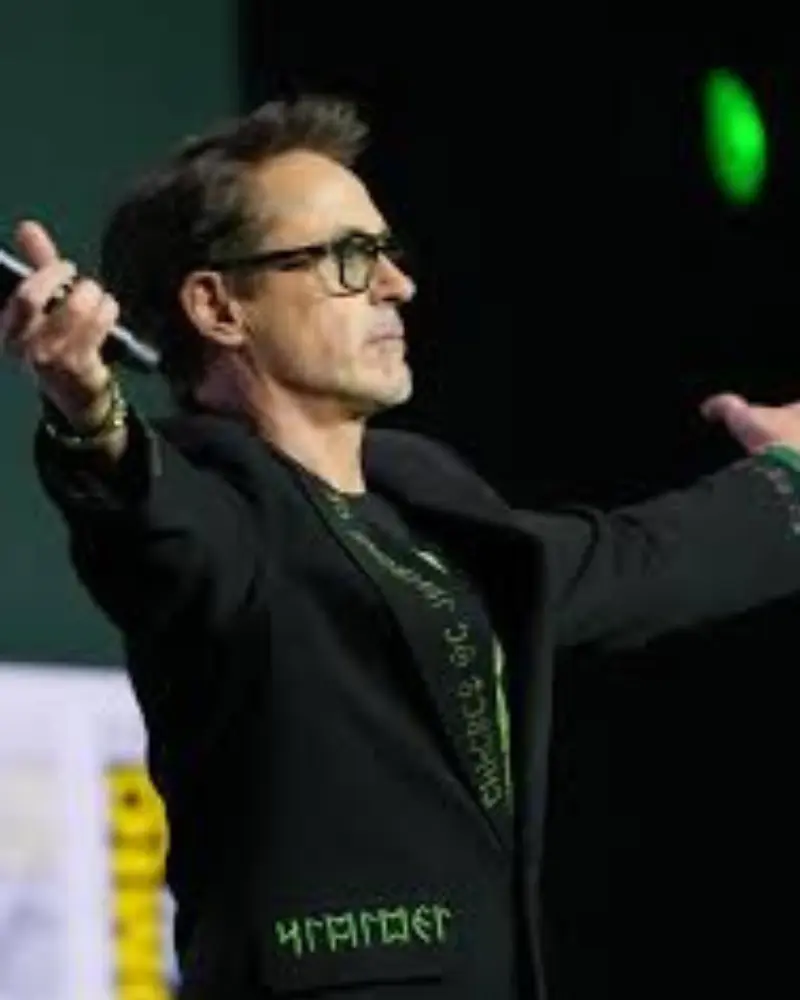 RDJ 2026 CinemaCon Panel Doomsday 2026 Black Coat - Image 3