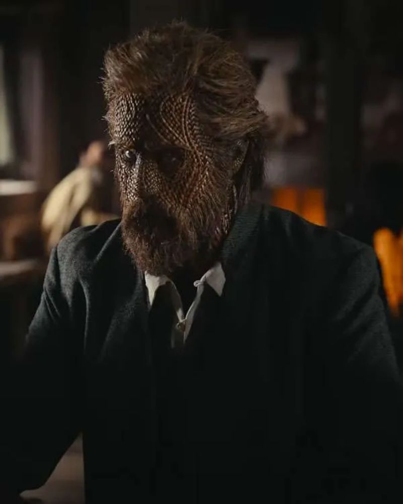 Wicker 2026 Alexander Skarsgård Grey Suit - Image 2